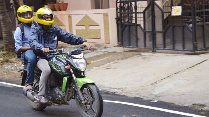Bike taxi drivers appeal to Karnataka govt against proposed ban