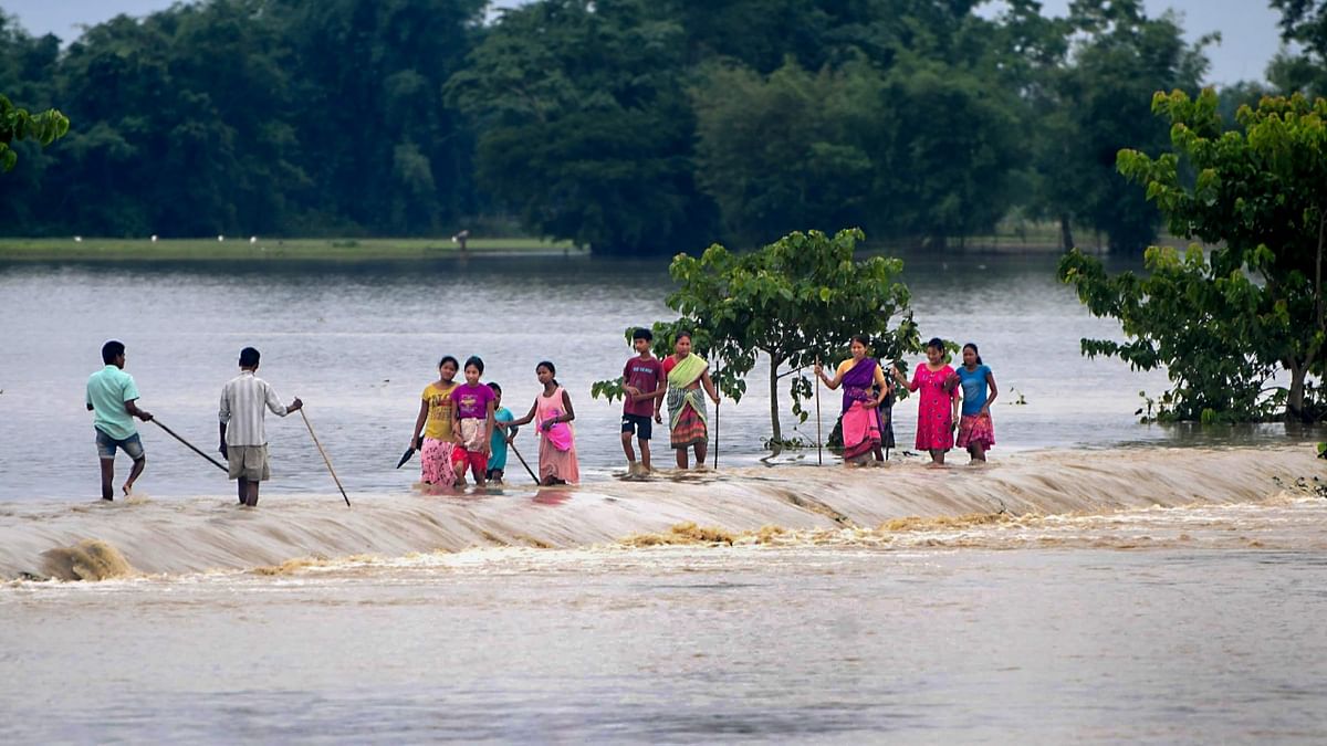 Flood situation worsens in Assam, nearly 1.2 lakh people hit