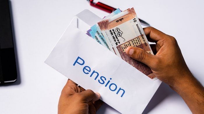 Centre likely to offer assured base pensions in compromise with states