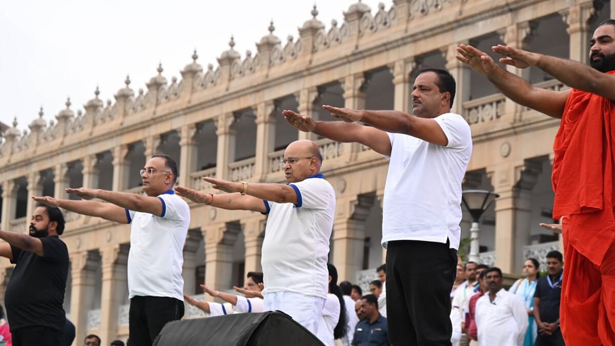 Karnataka Governor Thaawarchand Gehlot urges people to embrace yoga as a habit