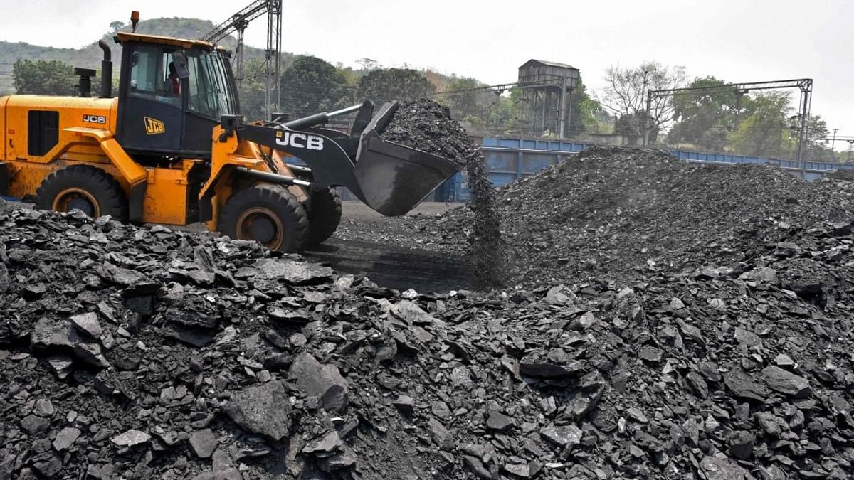 Govt gives nod to hike in wage of Coal India non-executive employees