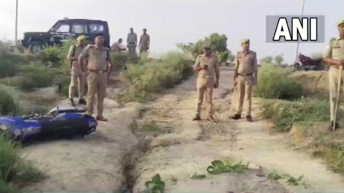 Wanted Uttar Pradesh criminal killed in encounter with police