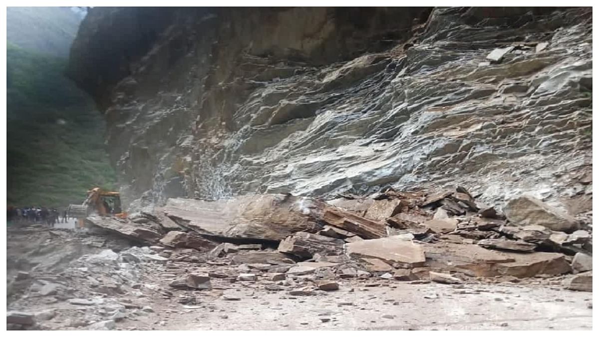 Badrinath NH blocked following landslide; pilgrims stranded
