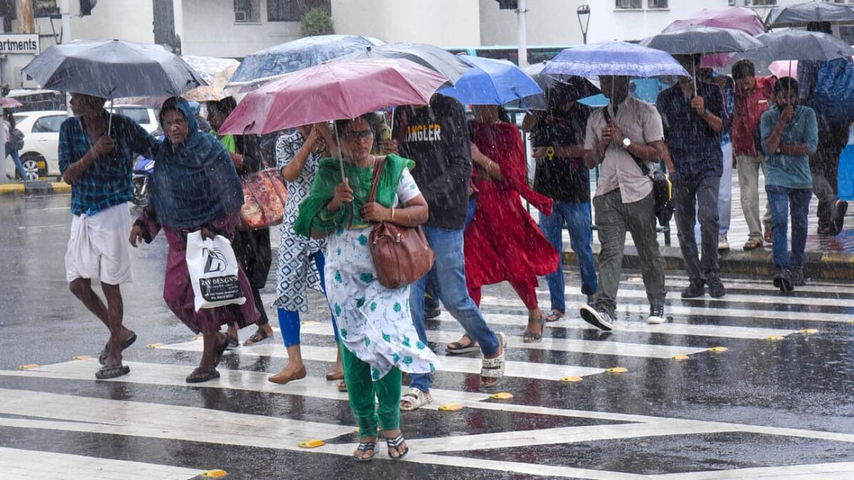 Two killed, several injured as rains pound Kerala; orange alert for 12 districts