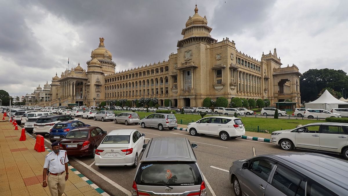 Karnataka MLCs raise vehicle parking issue at Vidhana Soudha