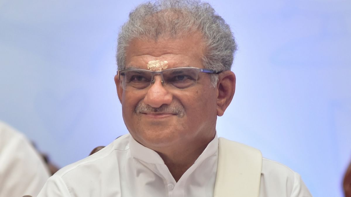 Veerendra Heggade invites CM Siddaramaiah to Dharmasthala