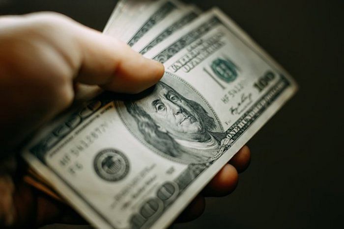 US Dollar hovers near 15-month low, euro scales 17-month peak