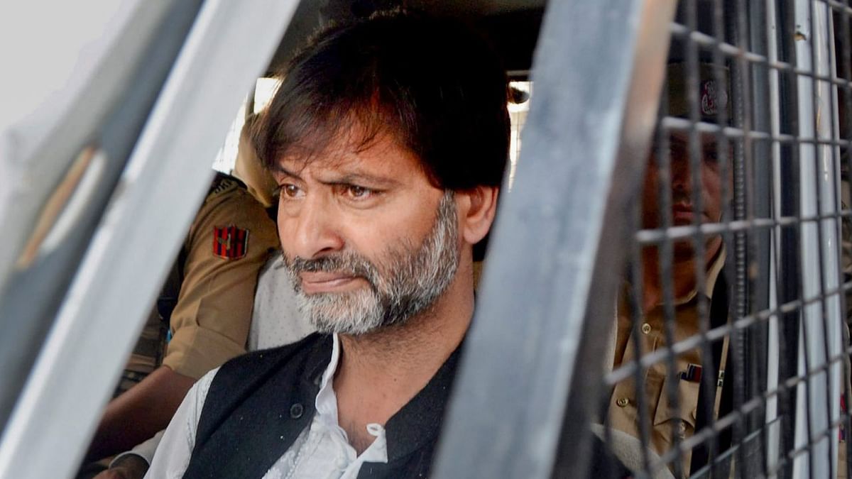 Supreme Court surprised by appearance of jailed JKLF chief Yasin Malik in court