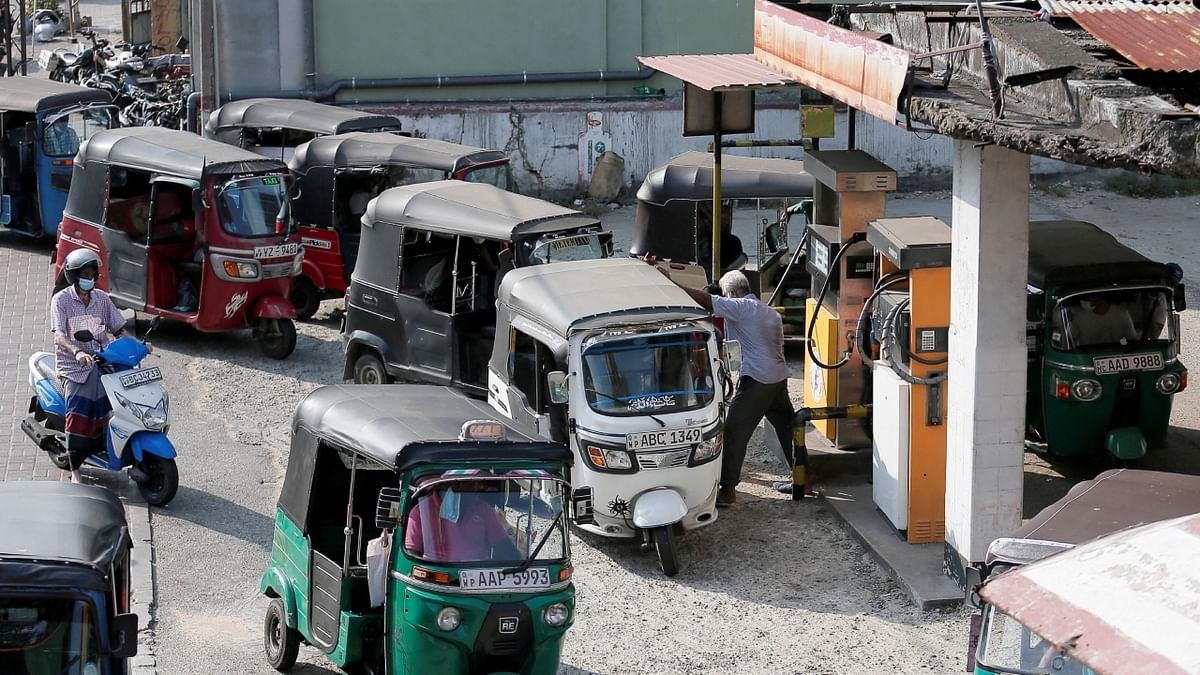Sri Lanka to slap maximum retail price for fuel