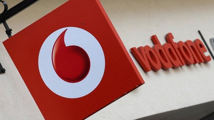 Vodafone reports better revenue growth, appoints CFO