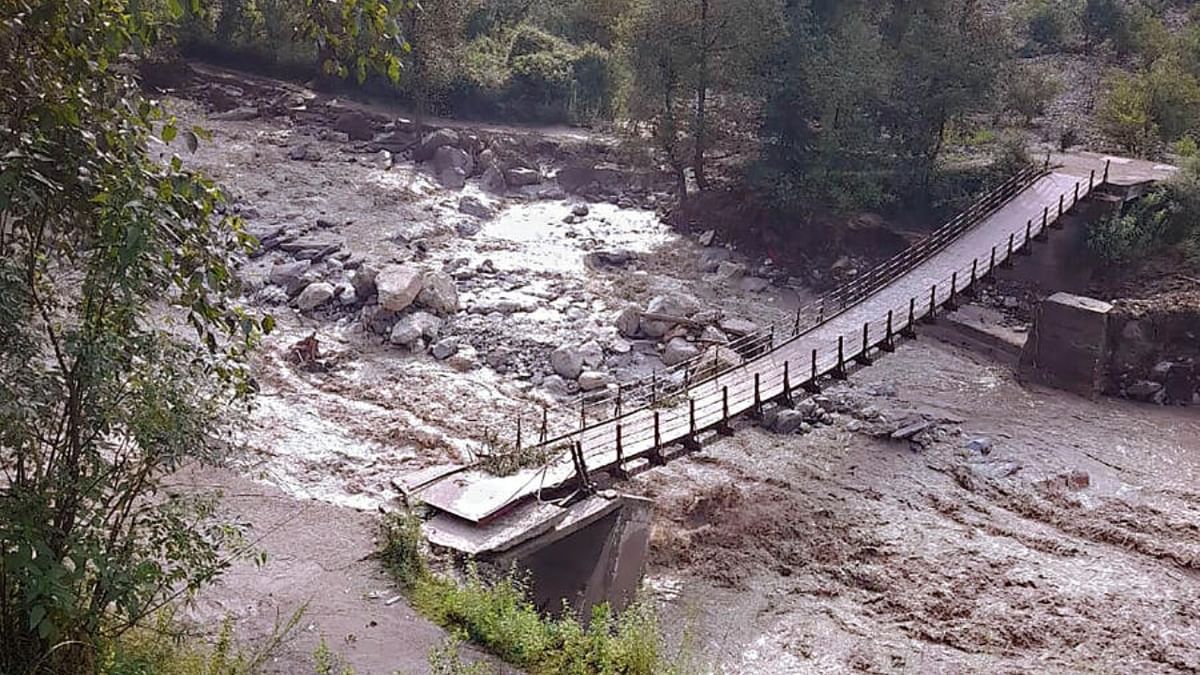 Cloudburst damages houses, washes away bridges in Himachal's Kullu