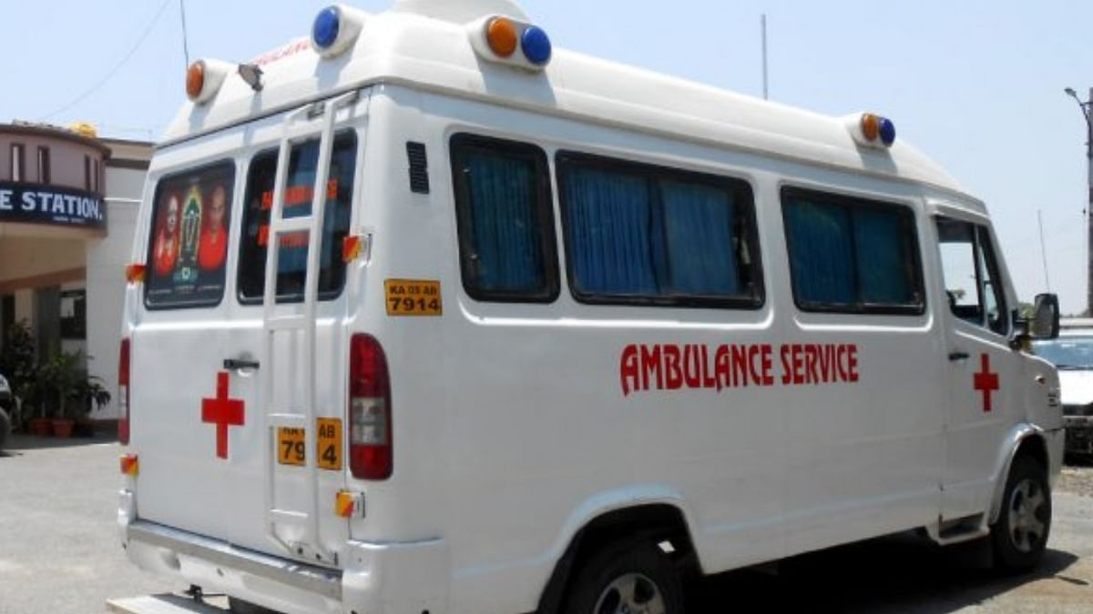 Family takes man's body on two-wheeler after failing to get ambulance in remote area of Gadchiroli