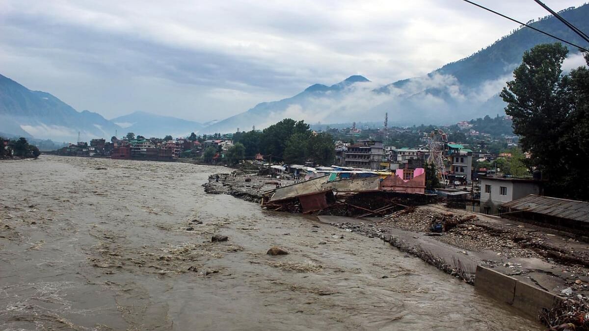 Cloudburst strikes Himachal again, houses washed away, national highway blocked