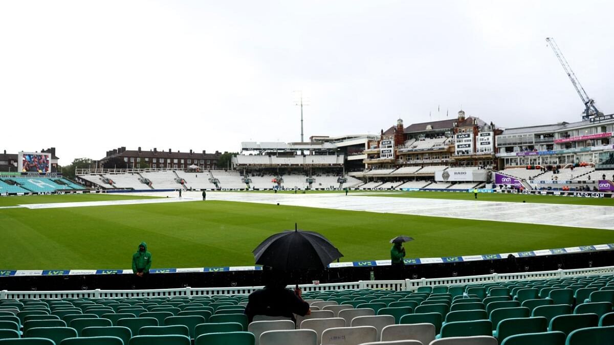 Ashes 5th Test: Rain washes out day four as Australia chase 384