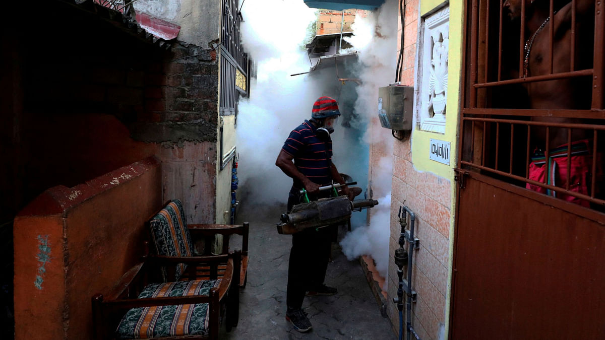Dengue control workers' union go on strike in Delhi 