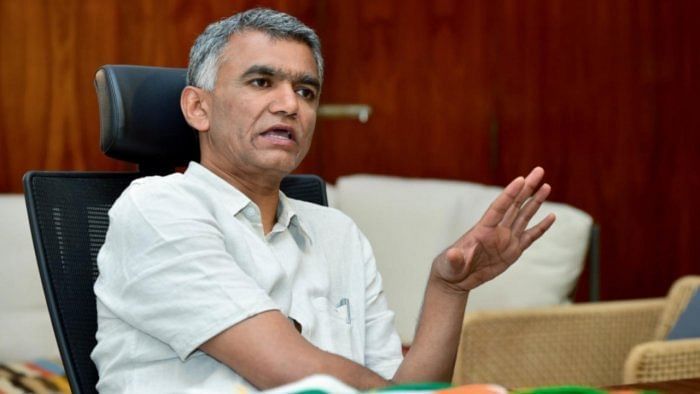 Criminal cases against officials who
help land grabbers: Minister  Krishna Byre Gowda