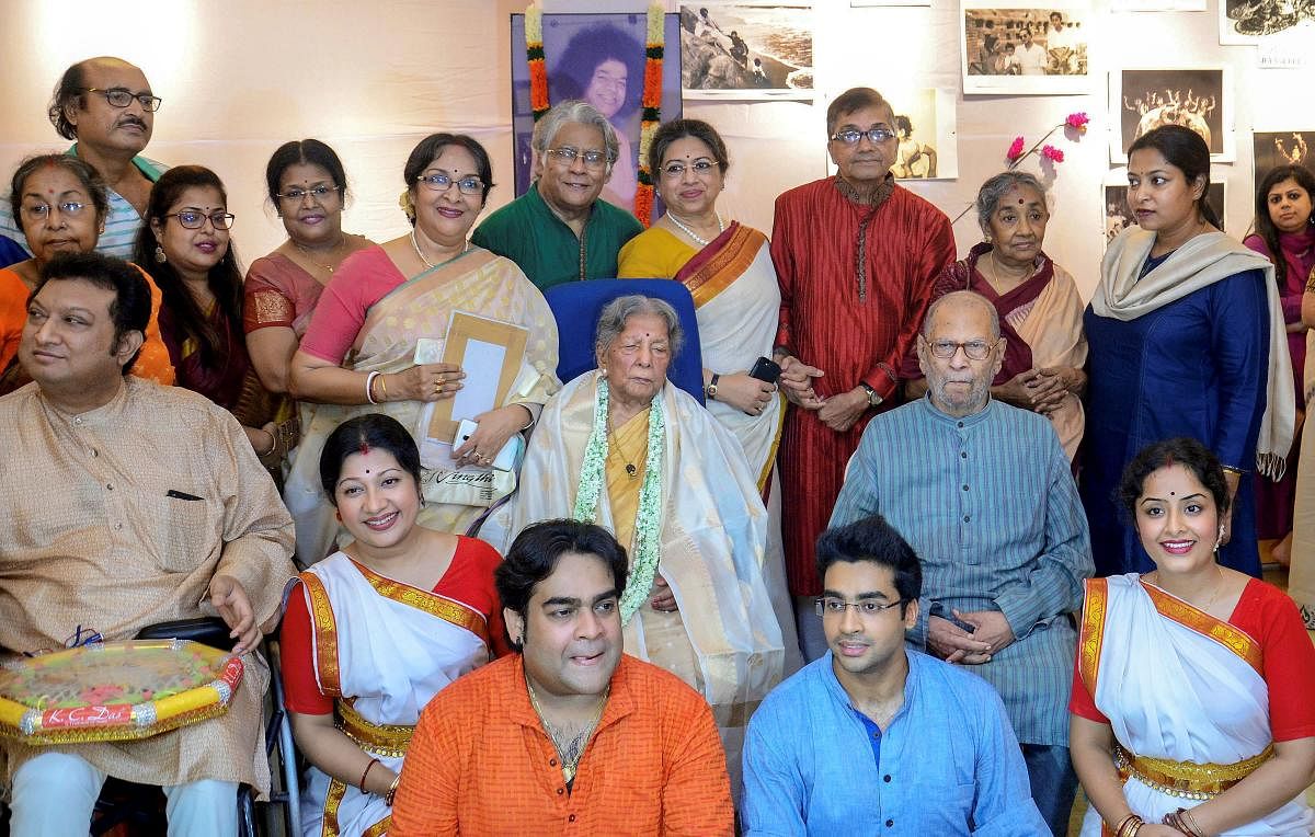 Eminent dancer and choreographer Amala Shankar with her family members as they celebrate her 100th birthday at her residence, in Kolkata on Wednesday night, June 27, 2018. PTI