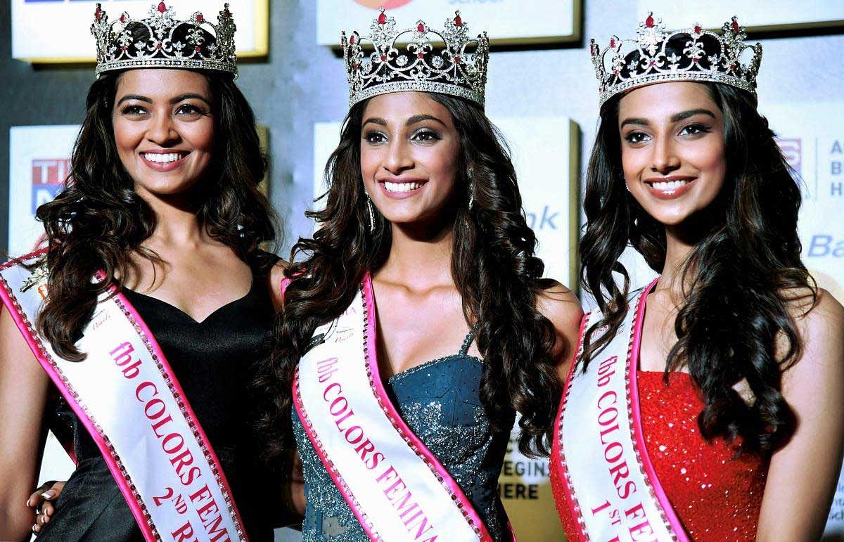 Miss India 2018 Winner Anukreethy Vas with Meenakshi Chaudhary (1st Runner up) and Shreya Rao (2nd Runner up) at the NRI of the Year Awards function, in Mumbai on Wednesday, July 11, 2018. (PTI Photo)