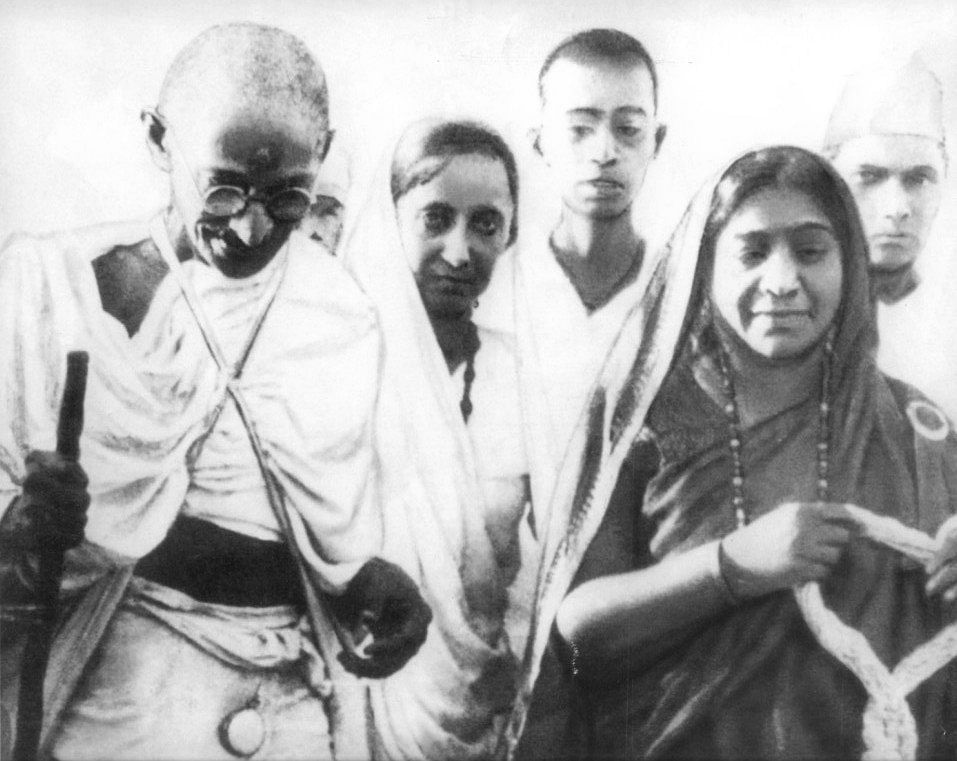 The Nightingale of India, Sarojini Naidu was an established poet, politician and activist associated with the Indian National Congress during the Indian Freedom Movement. She was an equal to many other fighters, including Gokhale, Tagore and MK Gandhi and played a leading role during Civil Disobedience.