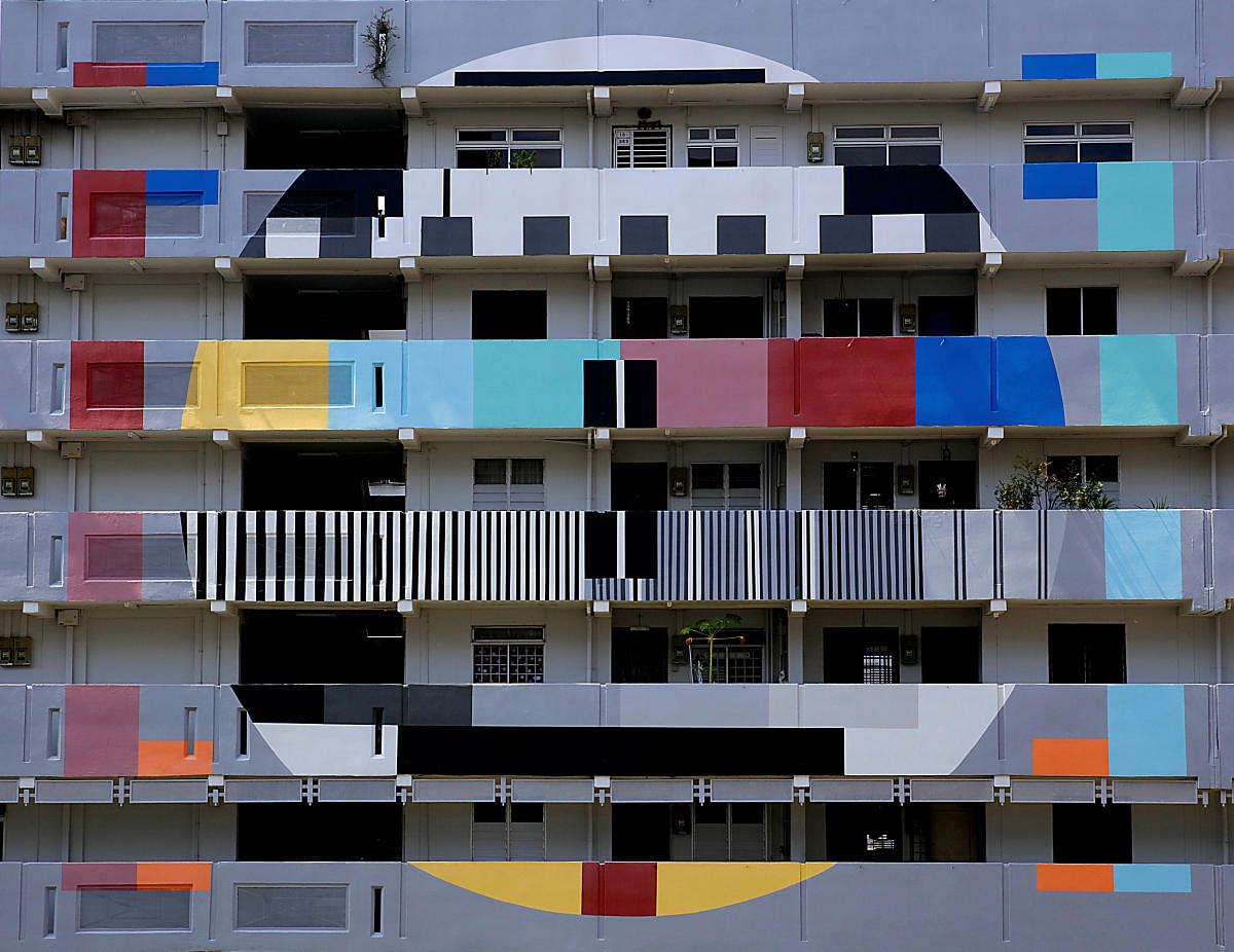 A public housing block is seen in Singapore September 23, 2018. Picture taken September 23, 2018. REUTERS/Thomas White
