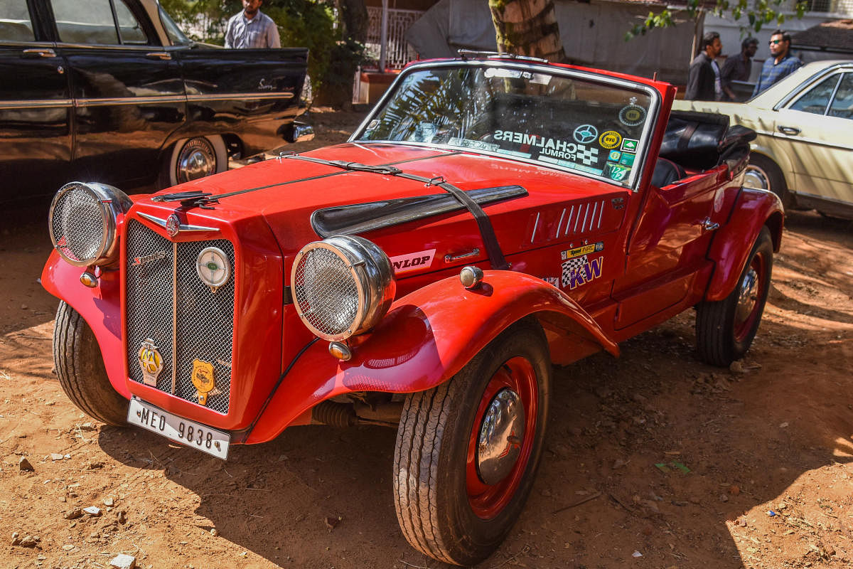 A vintage car on display at the 6th Southern India Vintage and Classic Automobile meet organised by The Bangalore Vintage Group at The Jayamahal Palace in Bengaluru on Sunday. (DH Photo by S K Dinesh)