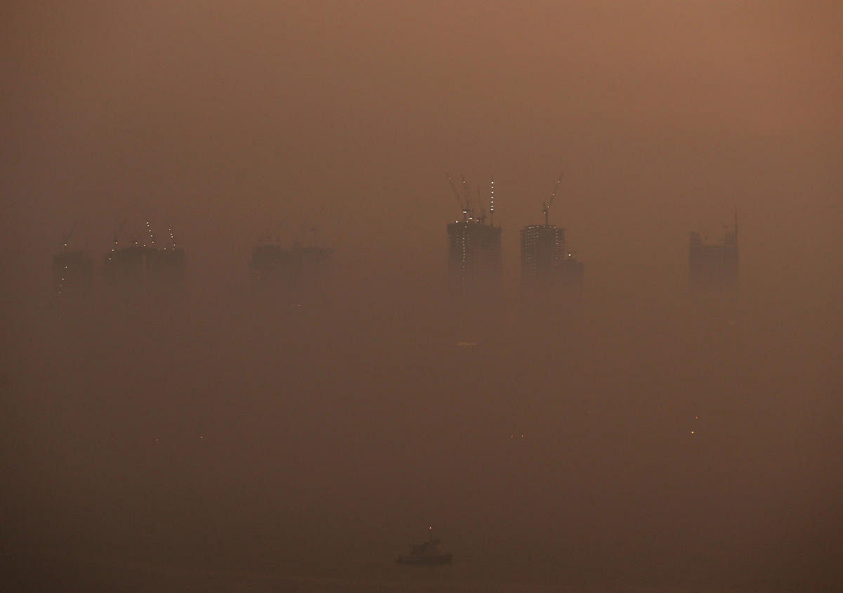 A general view of high-rise buildings shrouded by smog during in Mumbai. (Reuters Photo/Francis Mascarenhas)