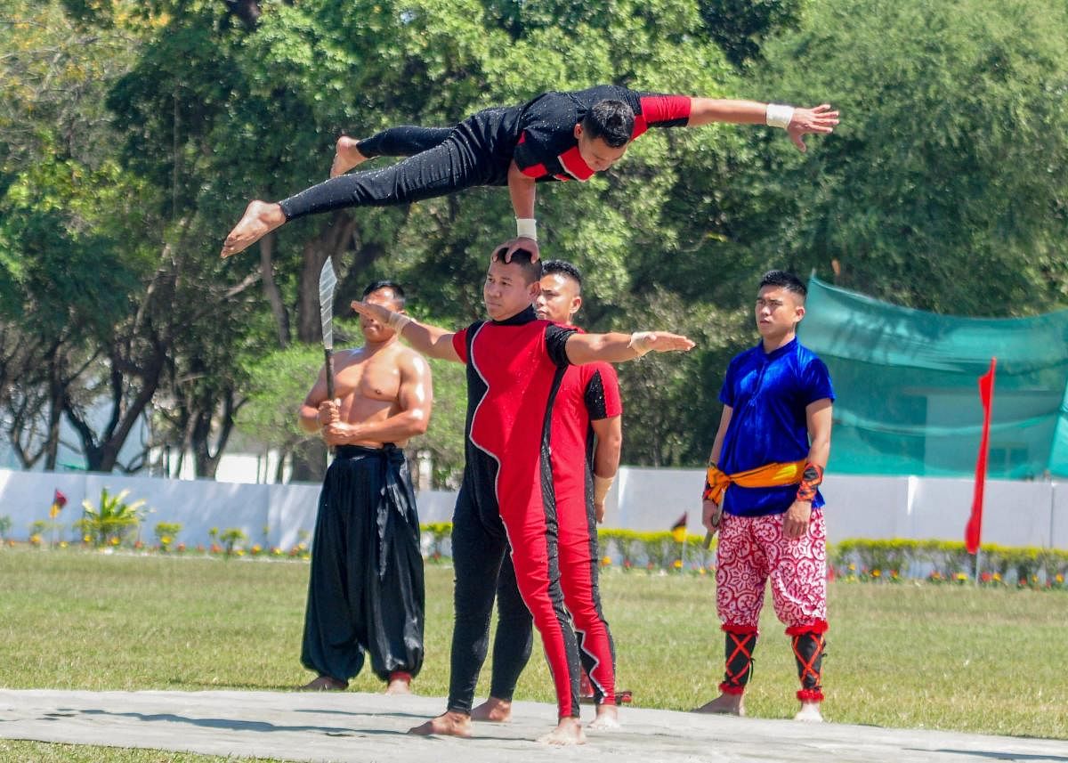 Army personnel display their skills during the closing ceremony of MEDEX-2019 (Field Training Exercise), at Army Medical Centre in Lucknow. (PTI Photo)