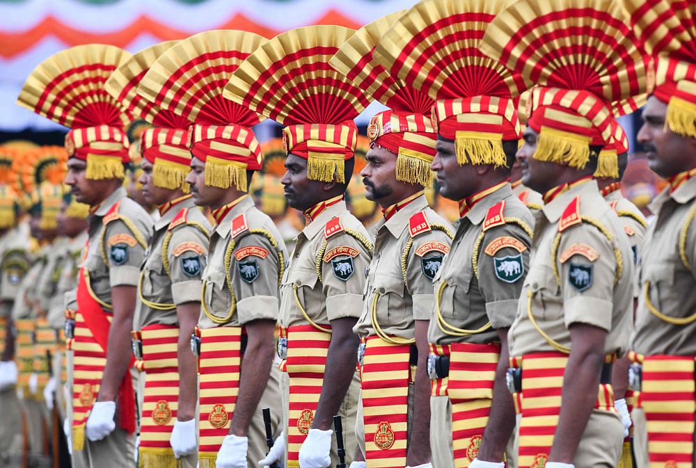 Sashastra Seema Bal (SSB) personnel stand in a formation during a ceremony in Guwahati on August 15, 2019. (Photo: AFP)