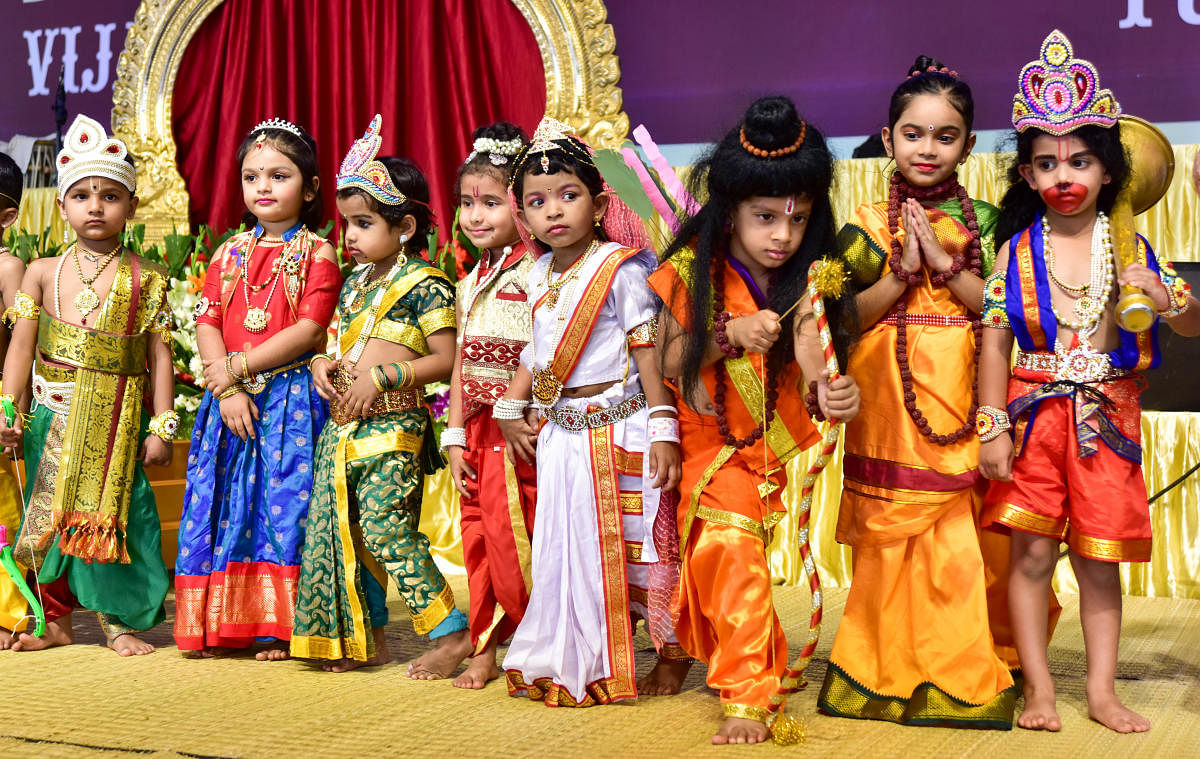 Children participating in Ramayana Costume Contest at Dasara Program organized by ISKCON at Basavanagudi National College grounds. (Photo by Irshad Mahammad)