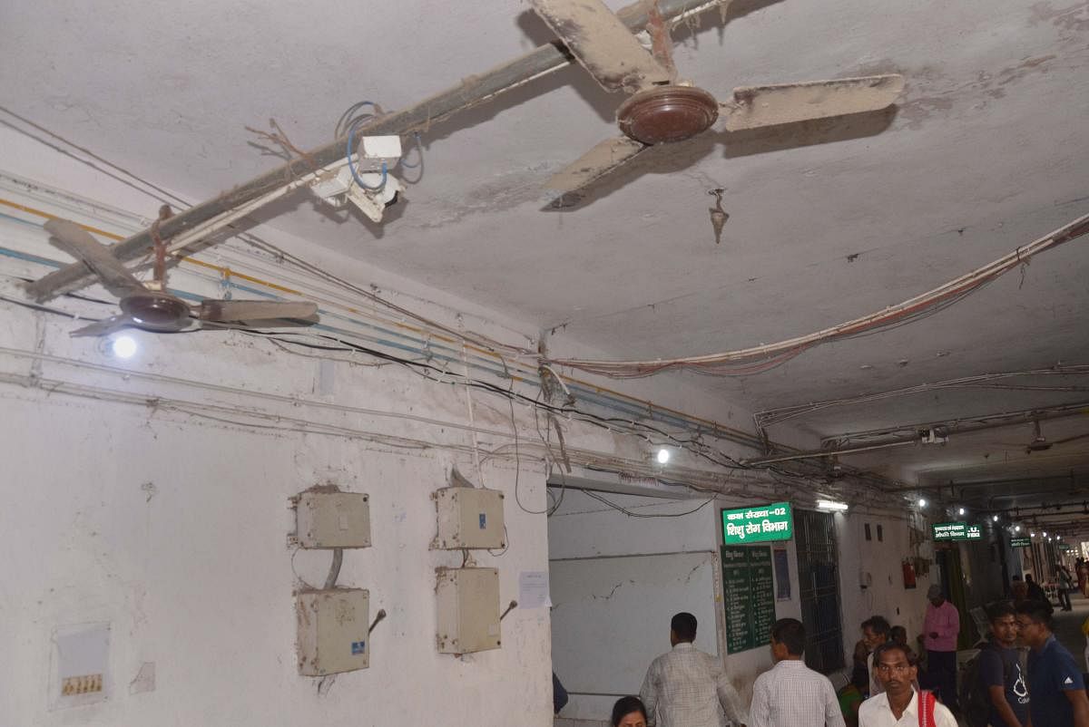 Non-working fans in a corridor at SKM College and Hospital in Muzaffarpur, Wednesday, June 19, 2019. The state-run Sri Krishna Medical College and Hospital, which is in the news these days because of the deaths of several children due to Acute Encephalitis Syndrome, is reportedly lacking facilities with many of the fans are not working properly. PTI
