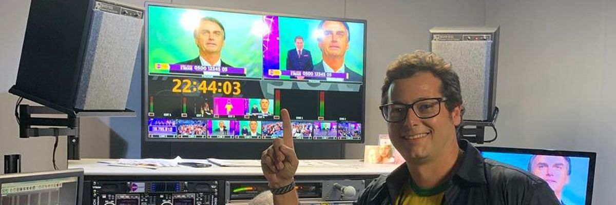 March 12 - Brazil's presidential communications secretary tests positive for Covid-19 after returning from Florida where he and Bolsonaro met with U.S. President Donald Trump. Credit: Twitter/ @fabiowoficial