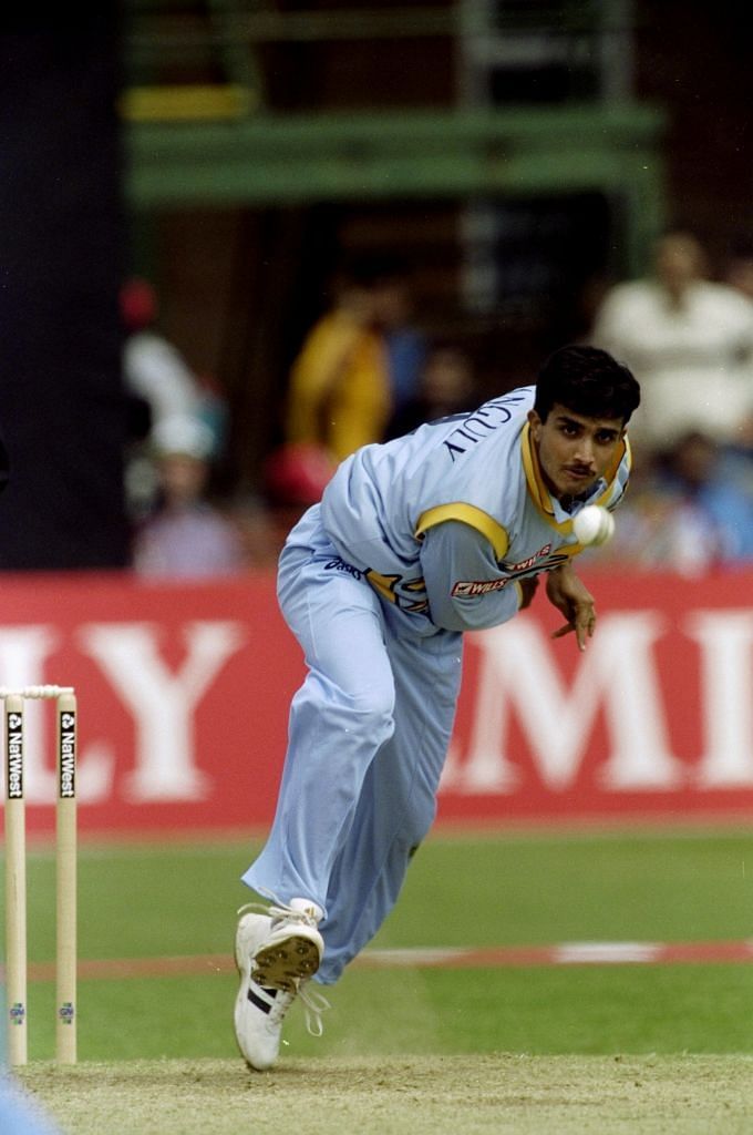 Sourav Ganguly bowls during the Cricket World Cup Group A match against Zimbabwe played in Leicester, England. Credit: Getty Images