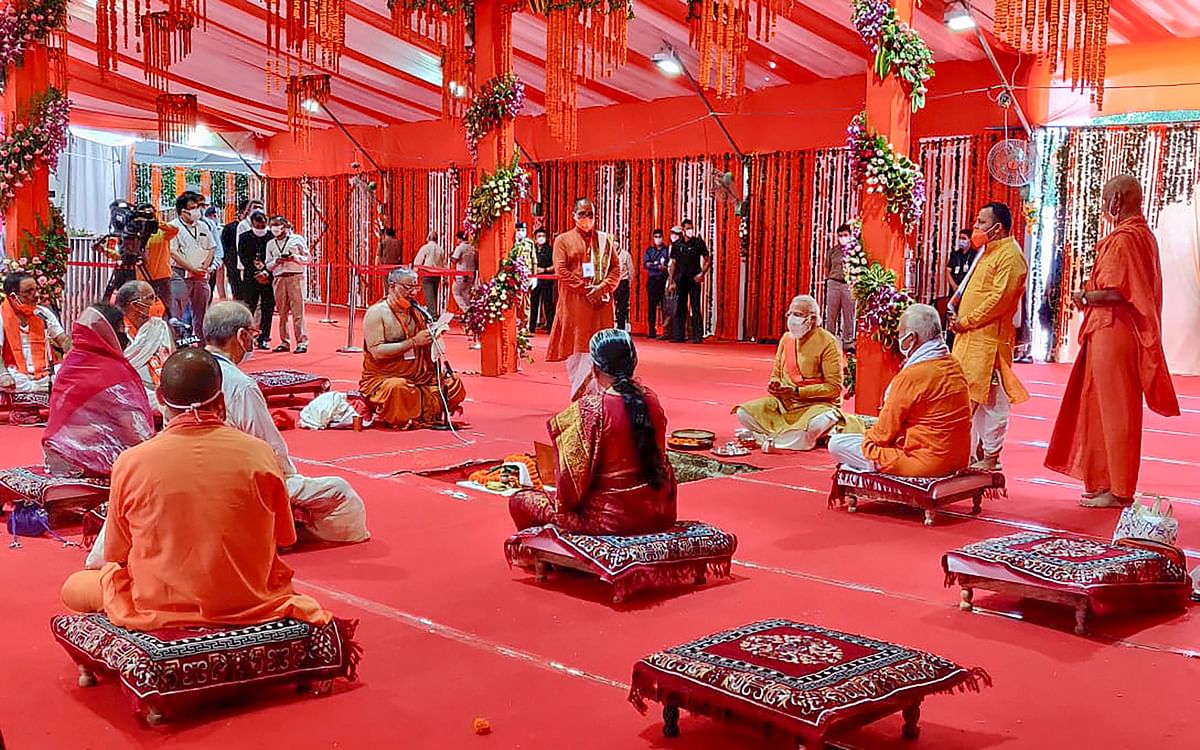 rime Minister Narendra Modi along with RSS Chief Mohan Bhagwat, Uttar Pradesh Governor Anandiben Patel, Chief Minister Yogi Adityanath and others during the Bhoomi Pujan. Credit: PTI