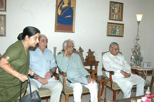 Former Prime Minister Atal Bihari Vajpayee with Janata Dal (U) leaders George Fernandes, BJP leaders Jaswant Singh and Sushma Swaraj at the NDA meeting in New Delhi. Credit: DH Archive