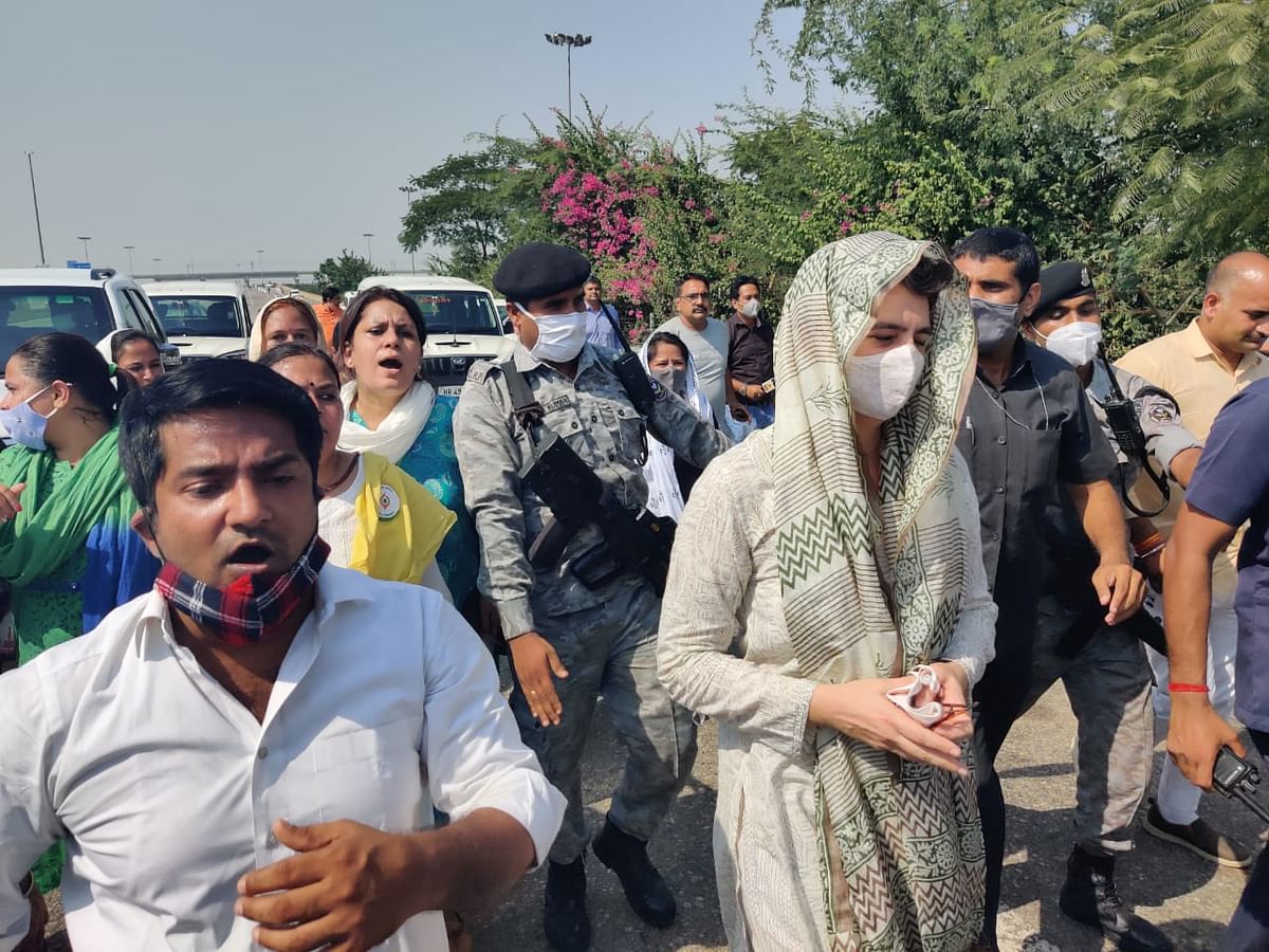 Congress leader Priyanka Gandhi Vadra walking to Hathras, 100 km away, after being stopped at the Greater Noida-Agra Expressway. Credit: Special Arrangement