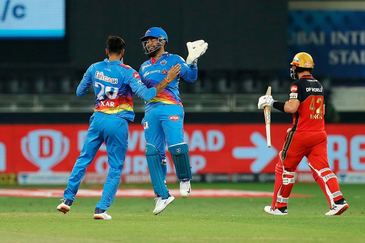 The Delhi Capitals celebrate the wicket of Aaron Finch of Royal Challengers Bangalore. Credit: Iplt20.com/BCCI