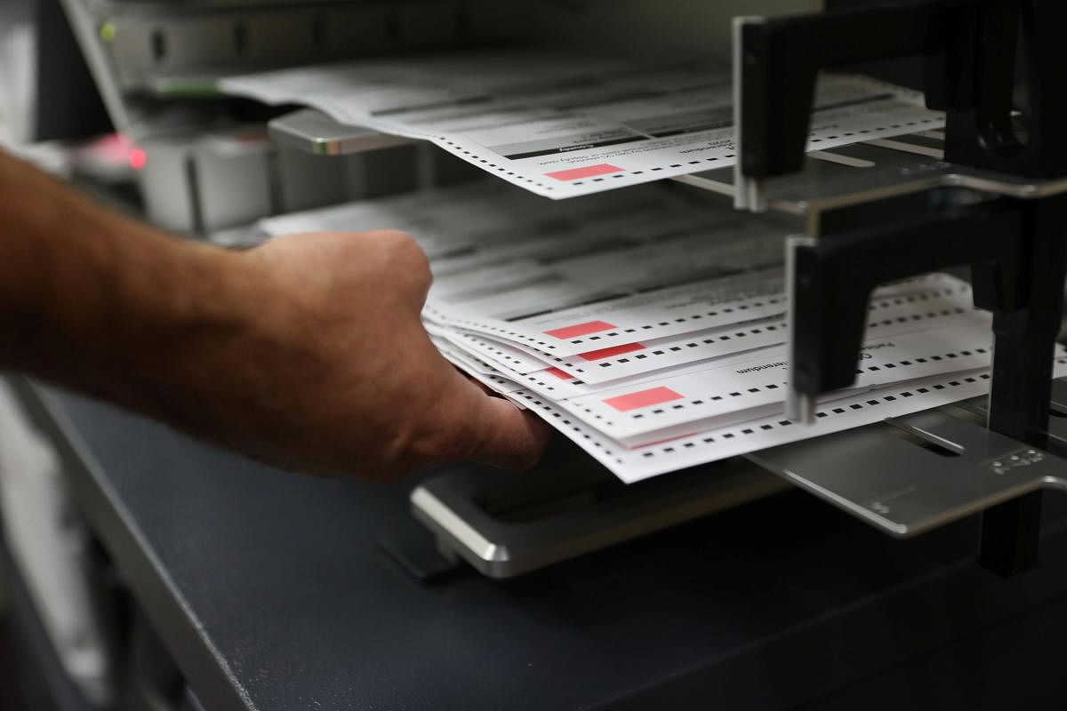 Wisconsin | With 10 electoral votes, polls close 9 pm EST. Wisconsin has no-excuse absentee voting. The state's election officials cannot count mail-in ballots that arrive after Election Day, the US Supreme Court ruled on October 26. Ballots cannot be counted until polls open on Tuesday. Credit: Reuters Photo