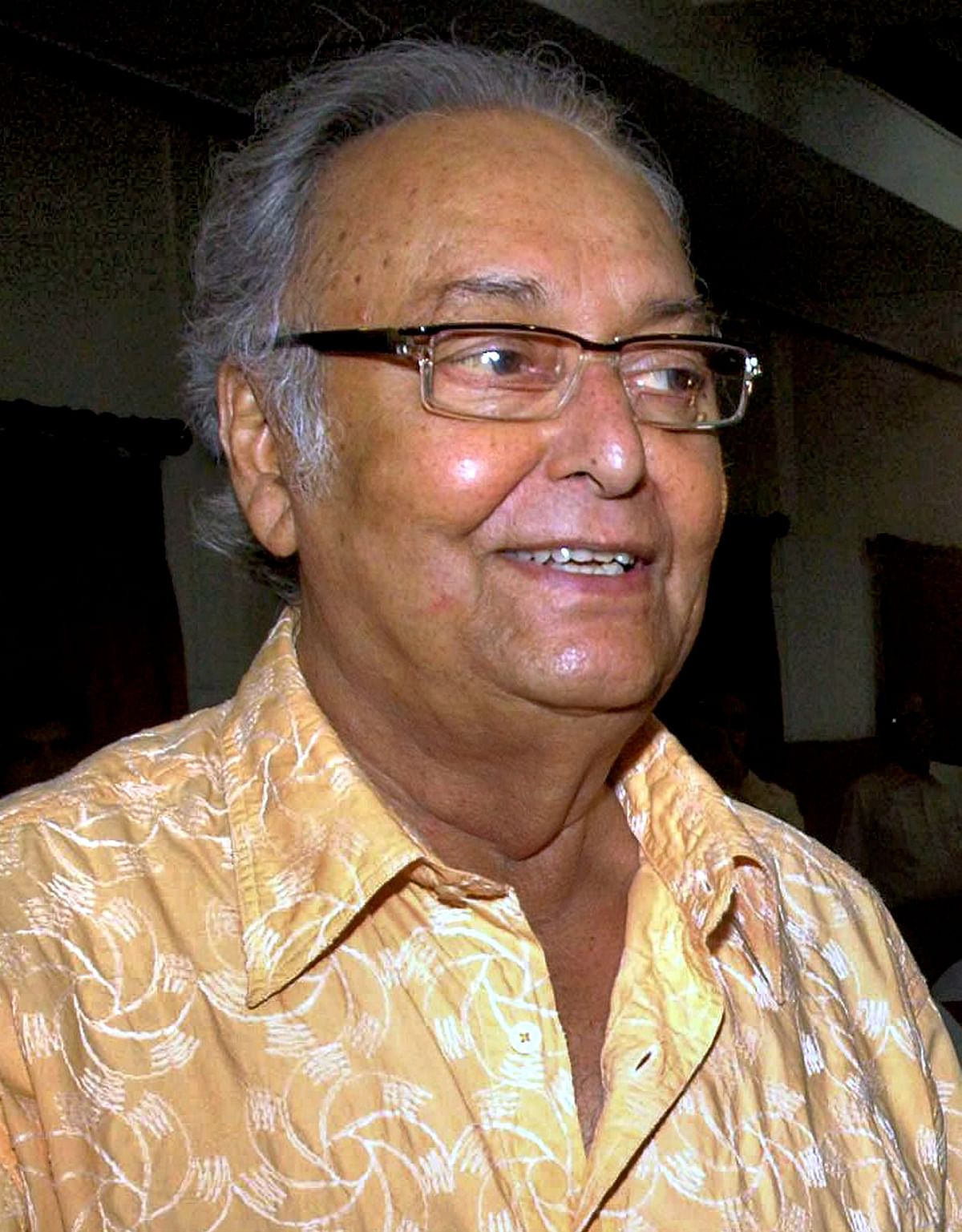 Soumitra Chatterjee | On November 15, the actor who transcended the boundaries of language, state and country to take Indian cinema to the world, died from post-Covid-19 complications in a Kolkata hospital. The 85-year-old, also known as Satyajit Ray’s alter ego, was one of India’s most well-known actors, feted for his performance in classics such as “Charulata” and “Ghaire Baire”. But he was more than just a Bengali star and more than just about Ray, continuing to write, critique and act till the end. His death led to an outpouring of grief in his hometown Kolkata with thousands lining the streets for a last glimpse as the cortege wounds its way through the city. Credit: PTI Photo