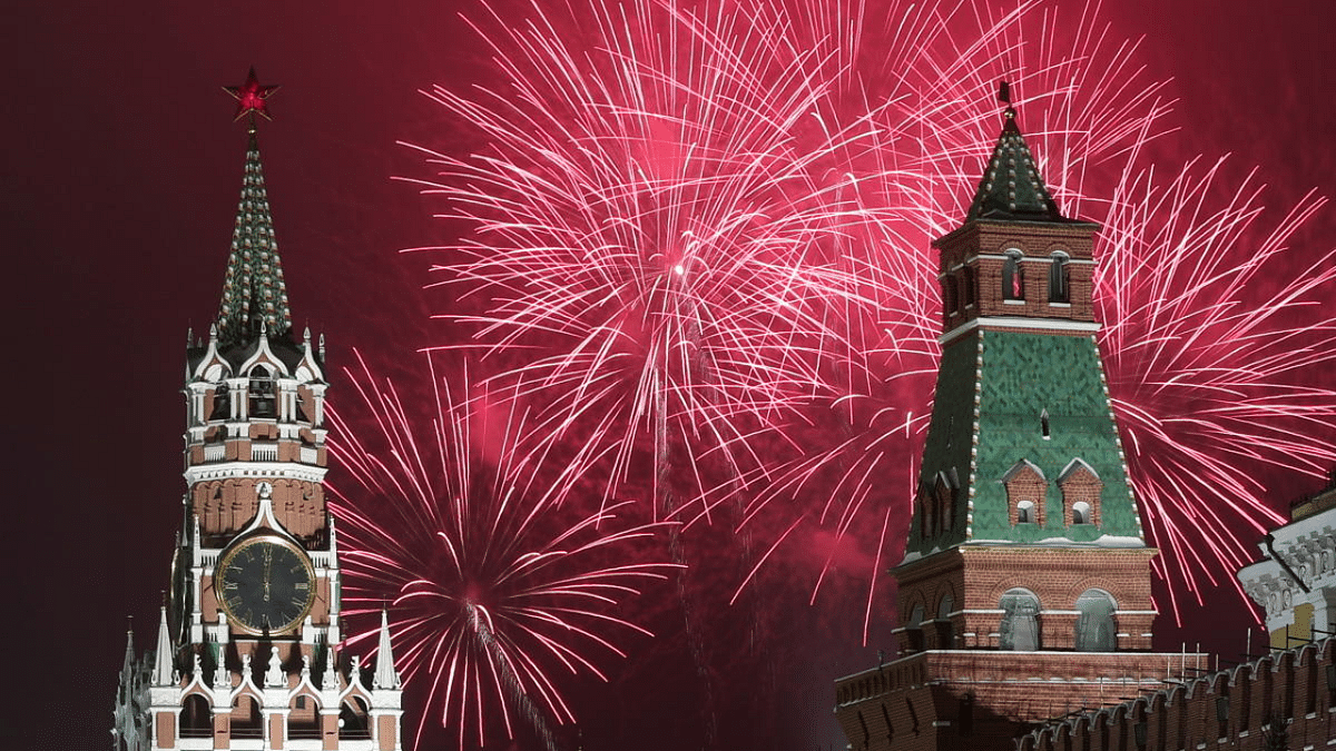 Fireworks explode behind the towers of the Kremlin during New Year's Day celebrations in Moscow. Credit: Reuters