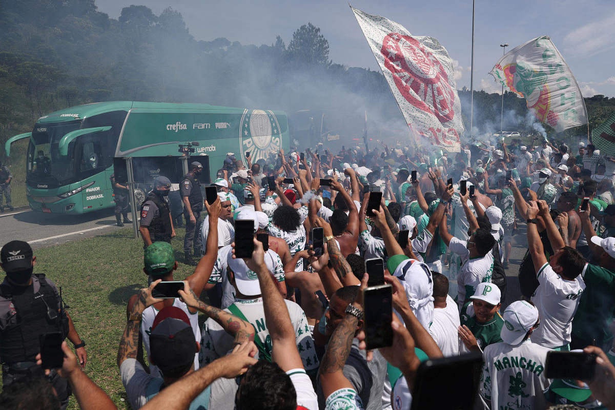 Palmeiras depart to Rio de Janeiro, where they will face Santos in the final of the Copa Libertadores - Guarulhos on the outskirts of Sao Paulo, Brazil. Credit: Reuters photo.