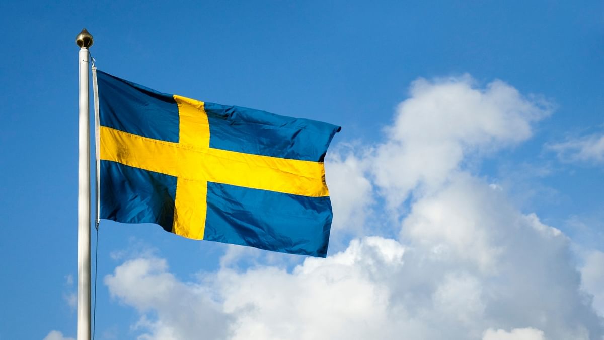 Sweden paused vaccinations against Covid-19 using the vaccine as a precautionary measure.