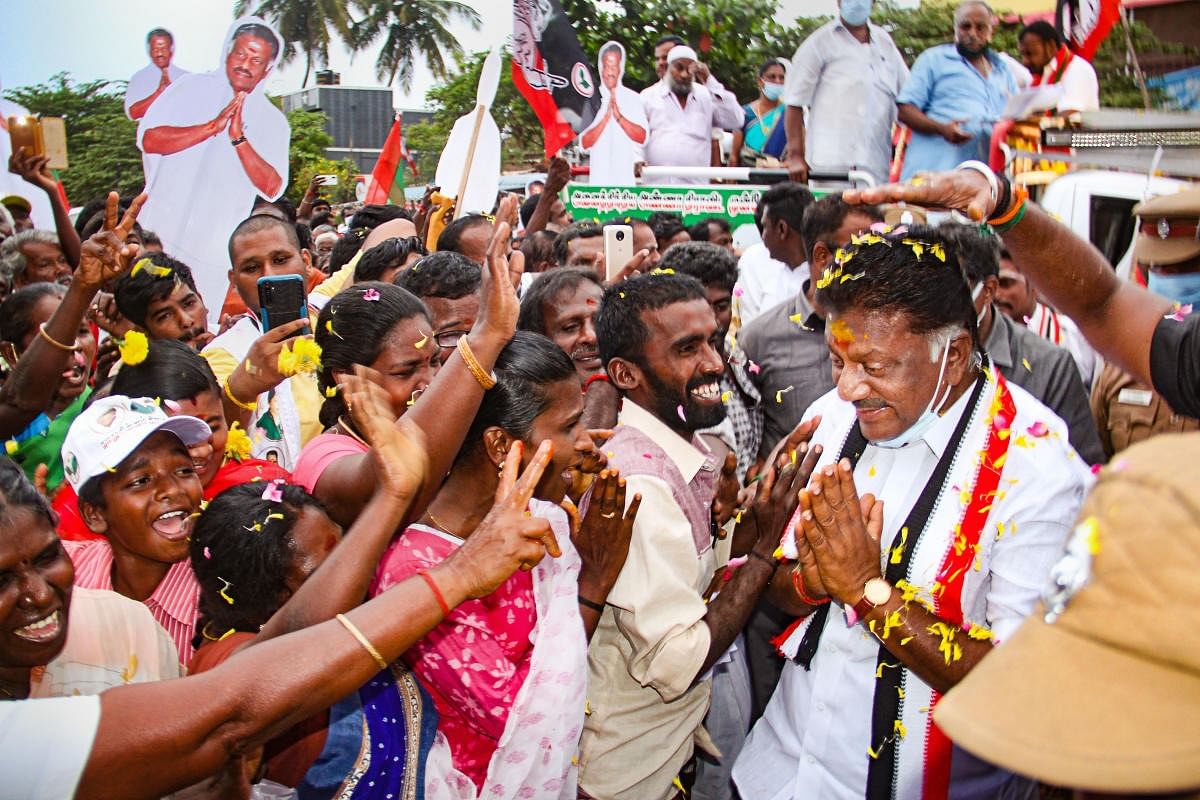 Tamil Nadu Deputy Chief Minister O.Pannerselvam during an election campaign ahead of the state assembly polls, at Upparpatti Village in Theni district. Credit: PTI Photo