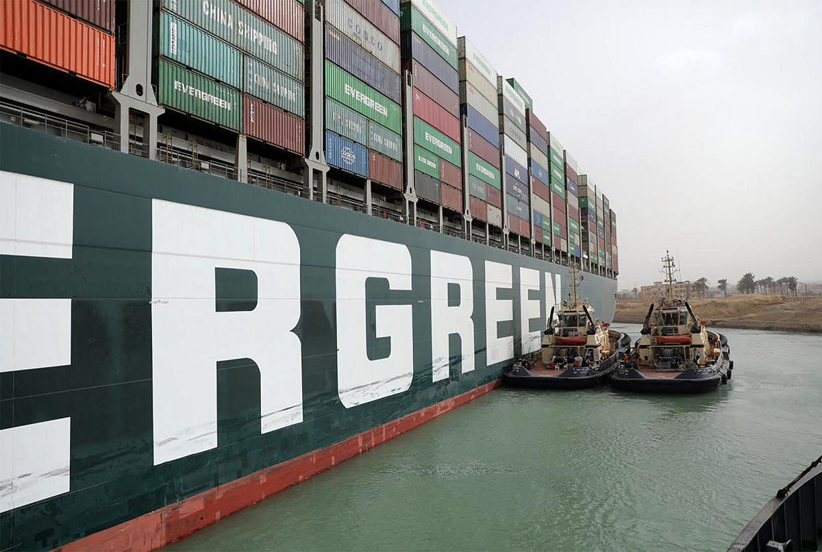 The impact of the Suez Canal blockade on oil prices is limited as the destination of most oil tankers is Europe, but European demand is currently weak due to a new round of lockdowns. Credit: AFP Photo