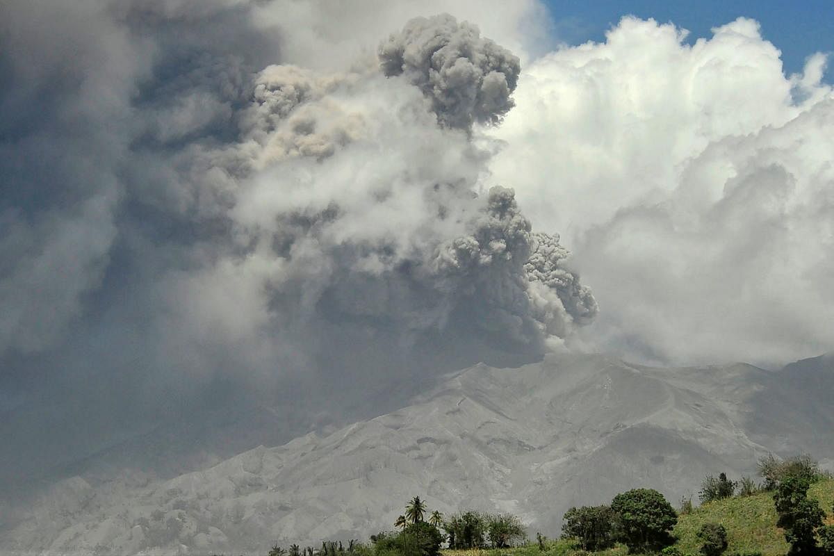 La Soufriere volcano erupts as viewed from Rosehall, Saint Vincent and the Grenadines. Credit: Reuters photo.