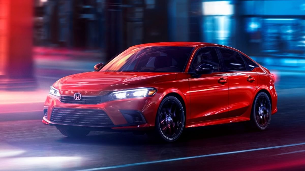 Honda motors has released its much hyped Honda Civic photos and car enthusiasts are going gaga over its looks.