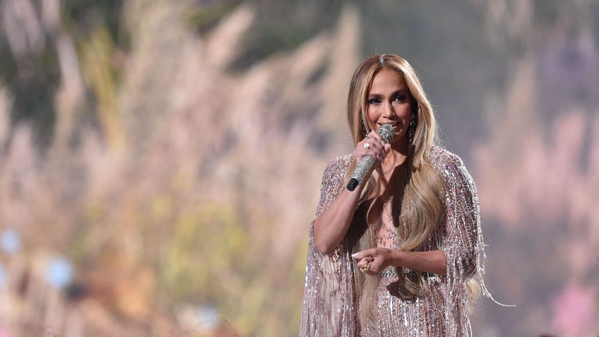 US singer Jennifer Lopez sings during the