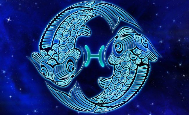 Pisces | Circumstances likely to test your will-power and self-confidence. Learn to cope, using tact and diplomacy rather than being aggressive. Do no get involved in “sound financial propositions” or give loans | Lucky Colour: Bronze | Lucky Number: 4 | Credit: Pixabay