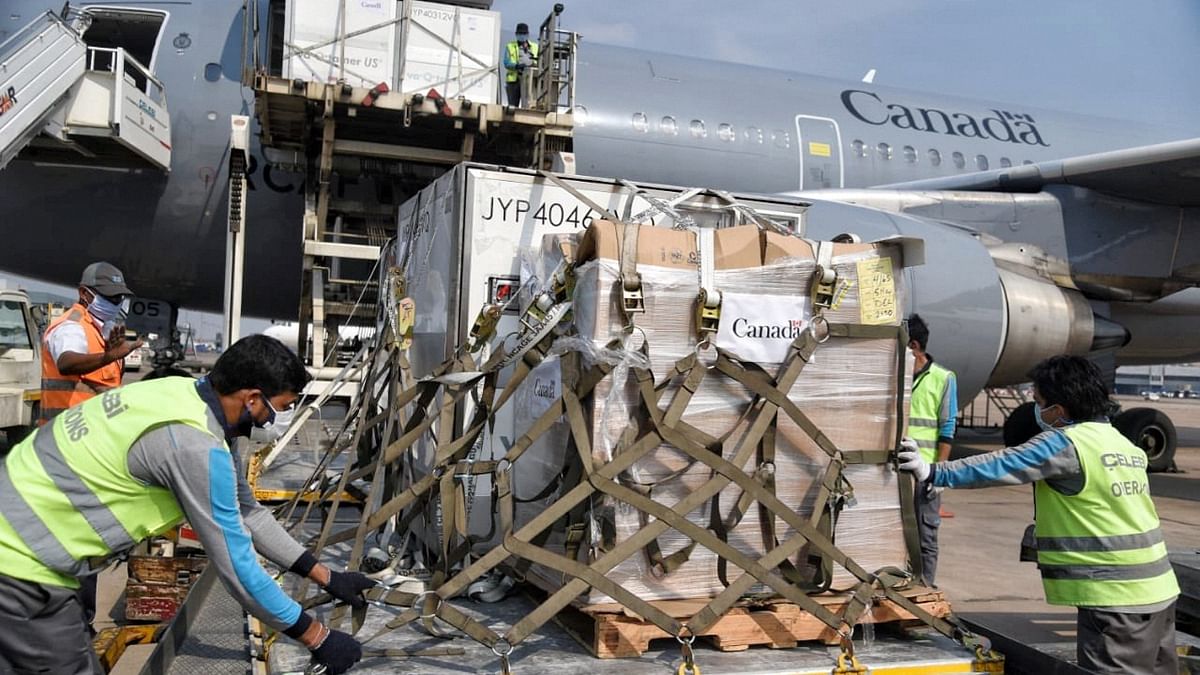 Reportedly, Canada shipped 300 ventilators and other medical aid in its second shipment.