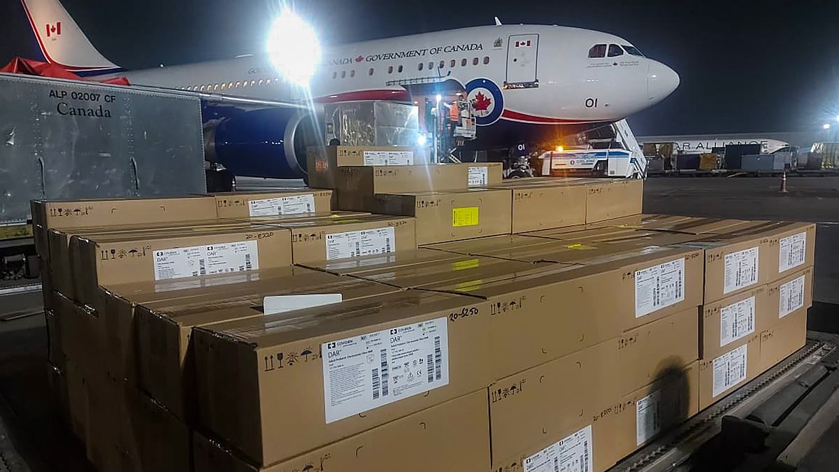 Ventilators and medical aid from Canada reaches New Delhi to support India in fighting COVID-19.