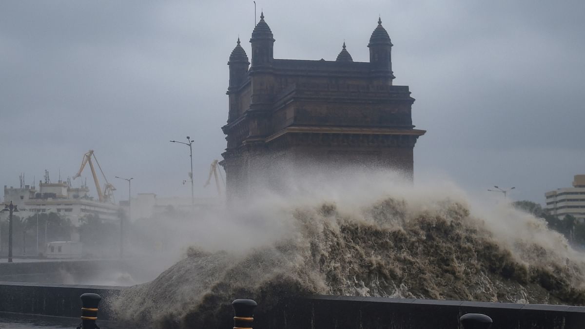 Strong sea waves are seen near the Gateway of India during the formation of cyclone Tauktae, in Mumbai. Credit: PTI